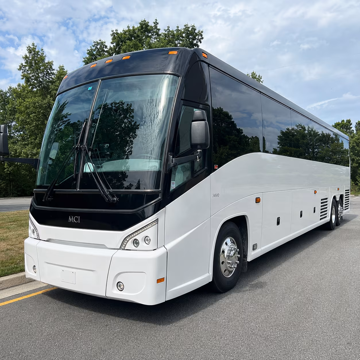 charter buses to the minnesota zoo from minnetonka schools