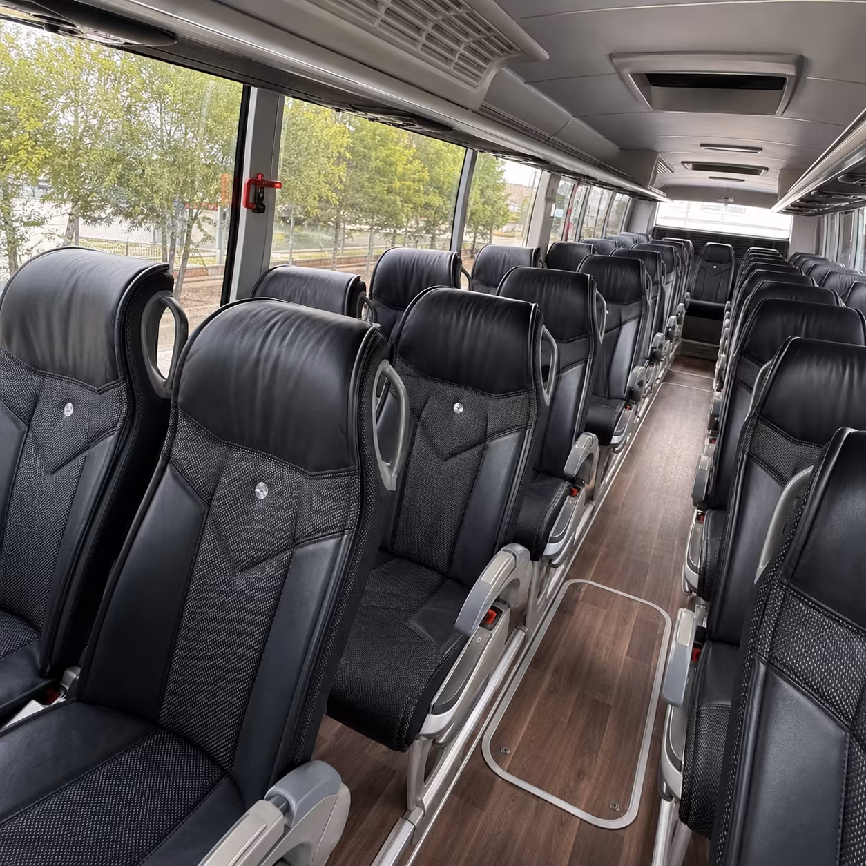 charter buses to twins vikings wild timberwolves games from minnetonka