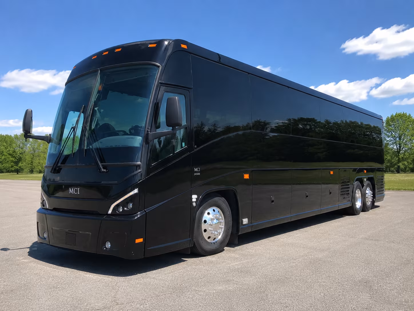 compare charter buses for msp airport personnel transfers and crew movements