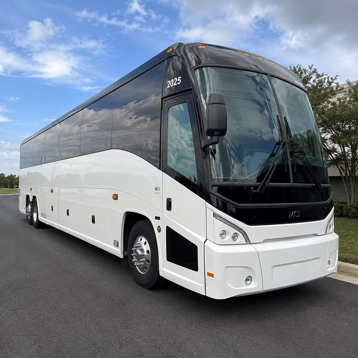 multi campus shuttle service for minnetonka s largest employers